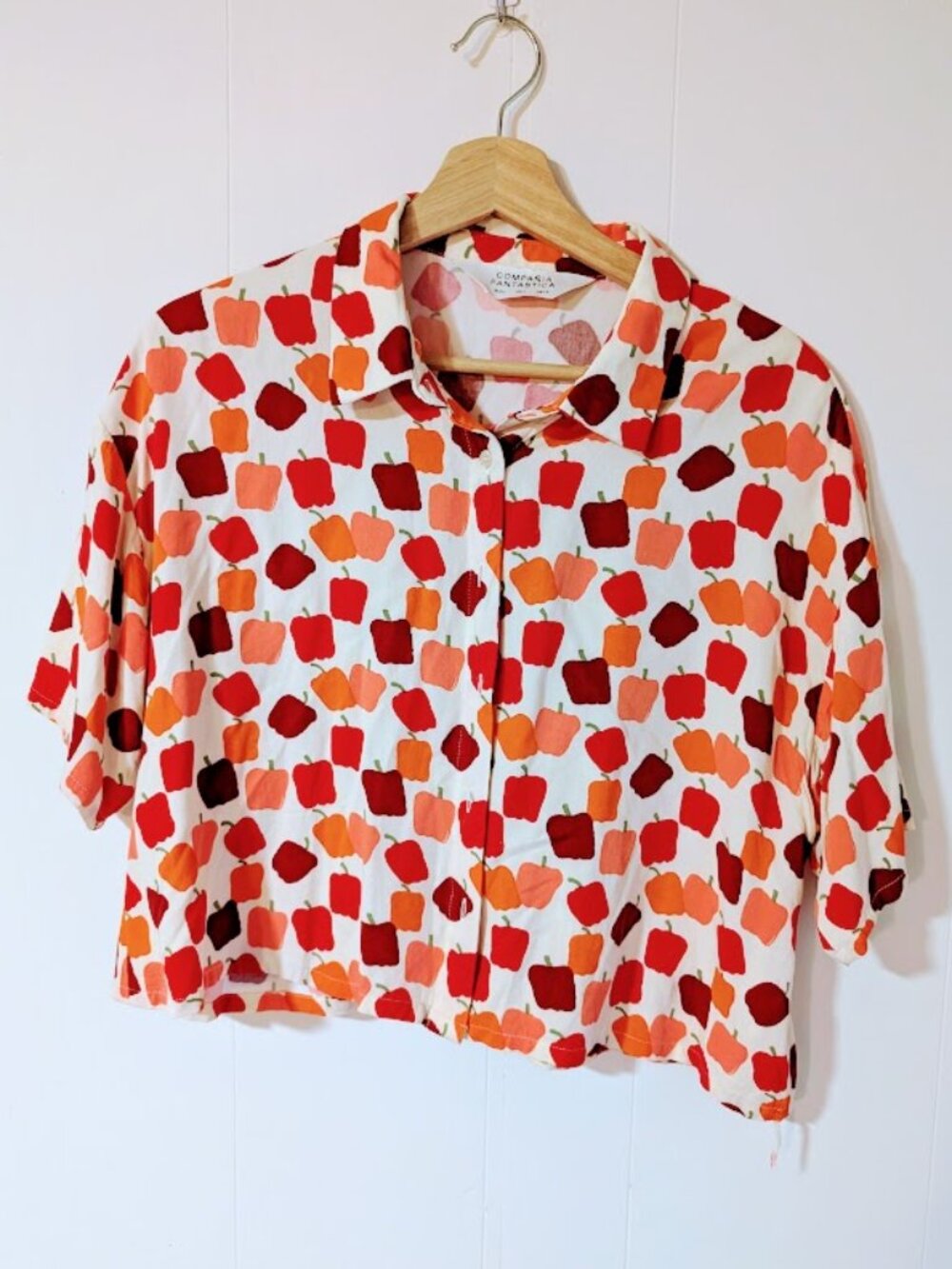 Compania Fantastica Pepper Print Cropped Shirt